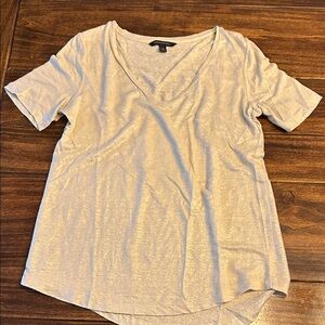 Banana Republic Cream Short Sleeve V-Neck Top